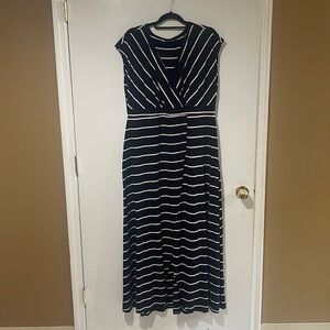 Torrid Women's V Neck Sleeveless Maxi Dress Large